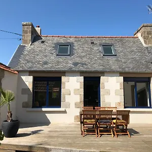 Ker Moumousse - Maison Bretonne, Elegante, Conviviale, 5 Min Vakantiehuis Trébeurden